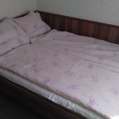 Family Home Apartment Zamárdi Esterno foto
